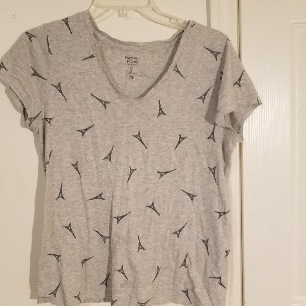 A t shirt